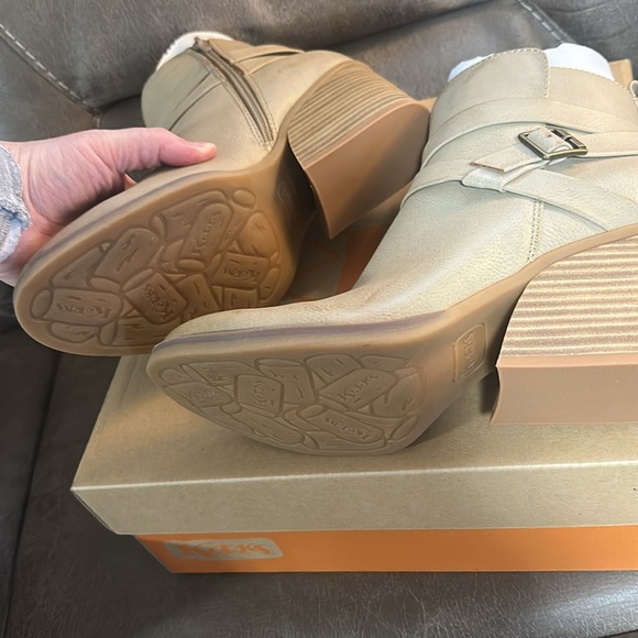 Brand new korks Ankle Boots - Picture 3 of 4